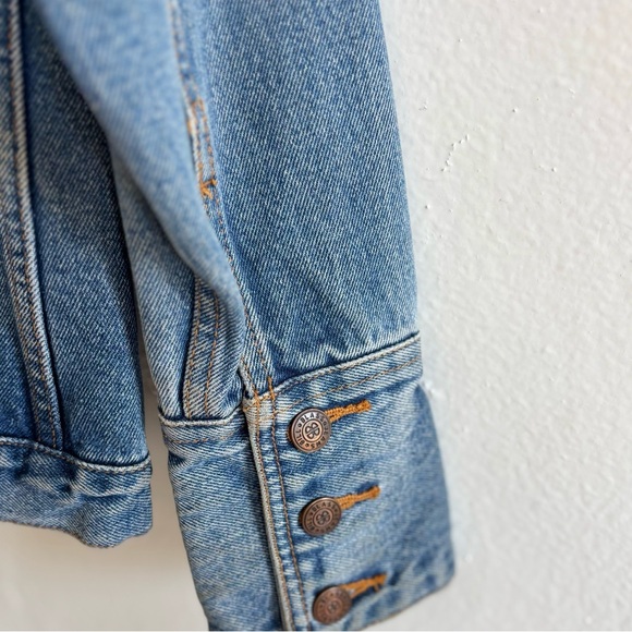 Bill Blass Vintage Classic Denim Jacket - Picture 5 of 7